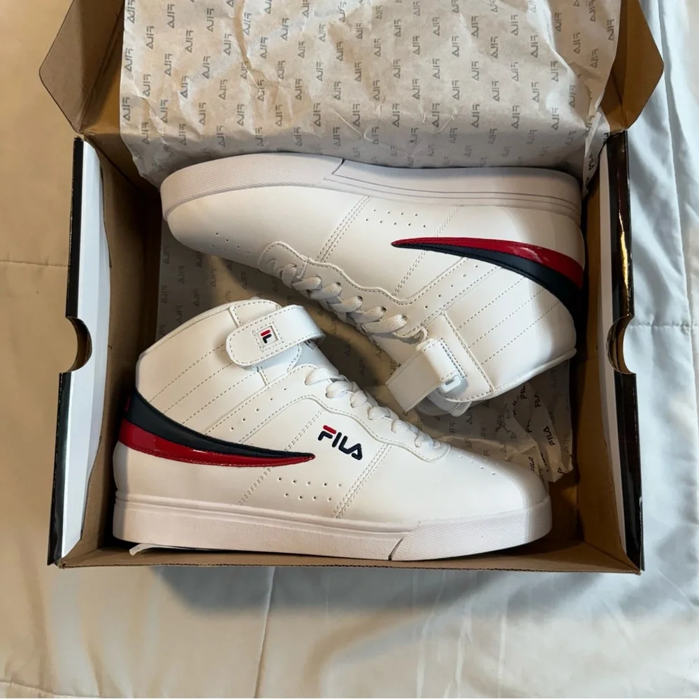 Fila Vulc 13 High Top Sneakers Kids Size 7, White With Navy/Red Patent - Picture 2 of 6